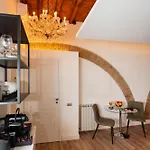 Palatino בית הארחה 4*